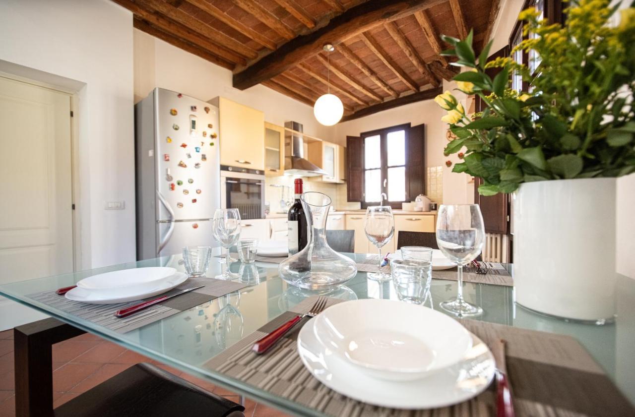 Serena Apartment, Cosy Close Center Town Lukka Zewnętrze zdjęcie