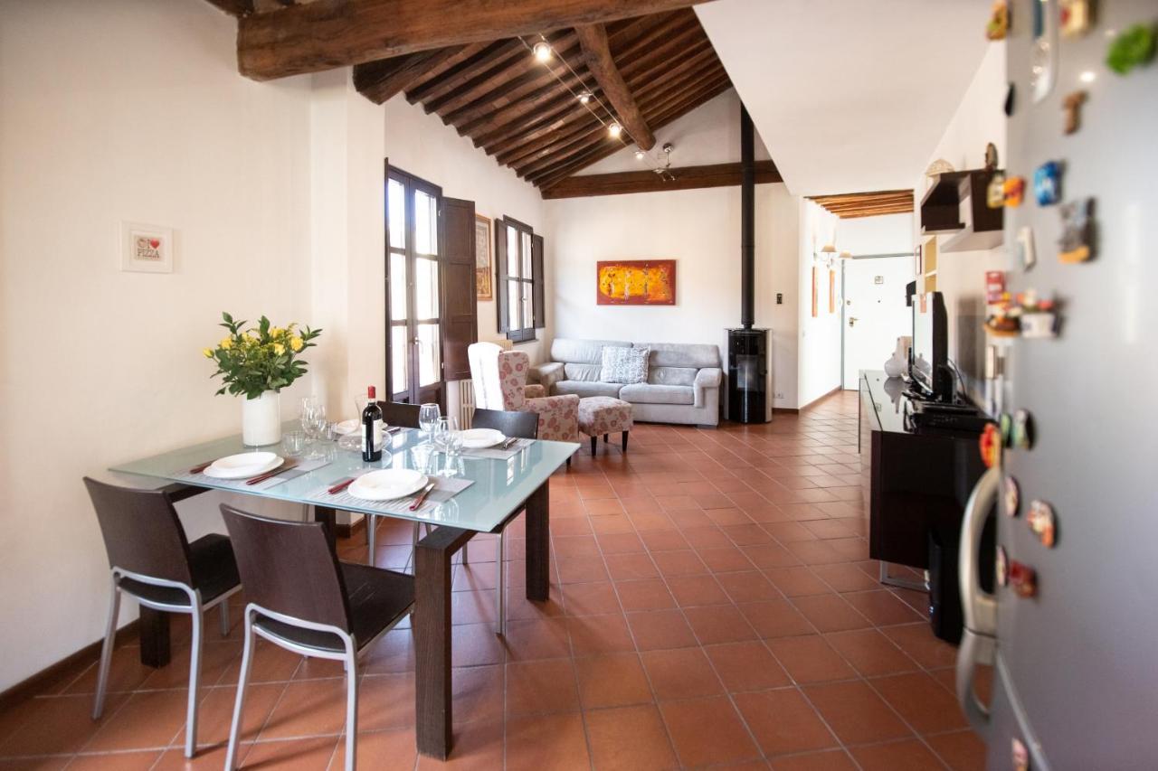 Serena Apartment, Cosy Close Center Town Lukka Zewnętrze zdjęcie