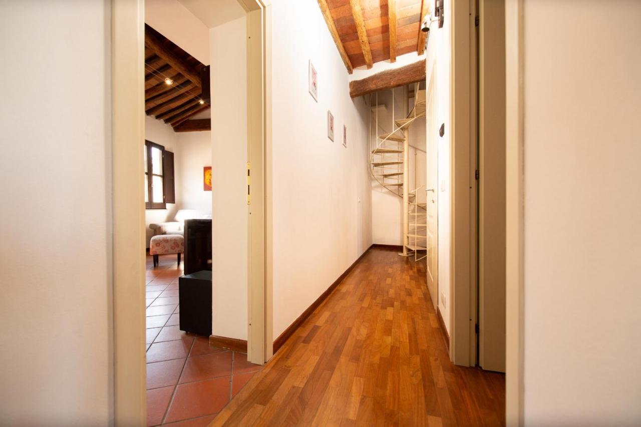 Serena Apartment, Cosy Close Center Town Lukka Zewnętrze zdjęcie